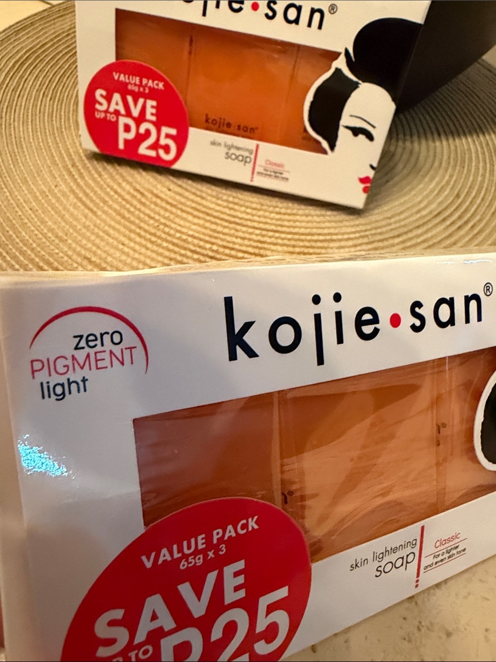 Kojie-san Skin Lightening Soap Set of Two 3 Pack-65 g x 6 NIB - Picture 6 of 8
